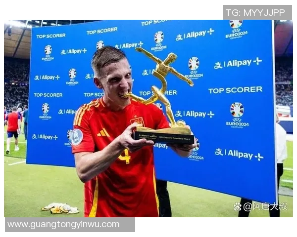 带穆的足球明星如何在绿茵场上书写传奇人生与辉煌成就